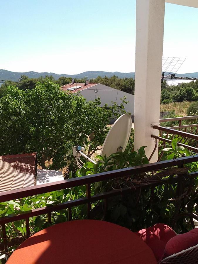 Apartmani Nikola Biograd Na Moru Eksteriør billede