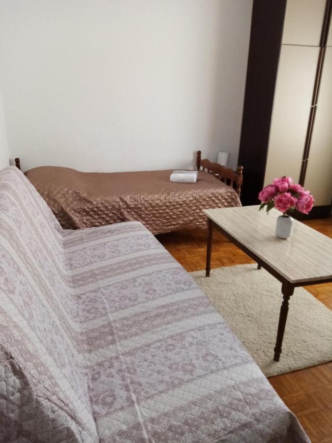 Apartmani Nikola Biograd Na Moru Eksteriør billede
