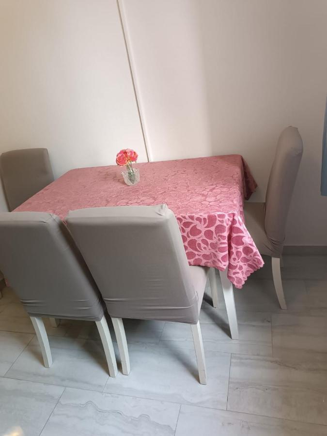Apartmani Nikola Biograd Na Moru Eksteriør billede