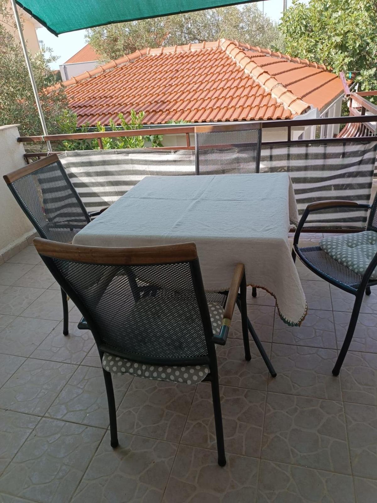 Apartmani Nikola Biograd Na Moru Eksteriør billede