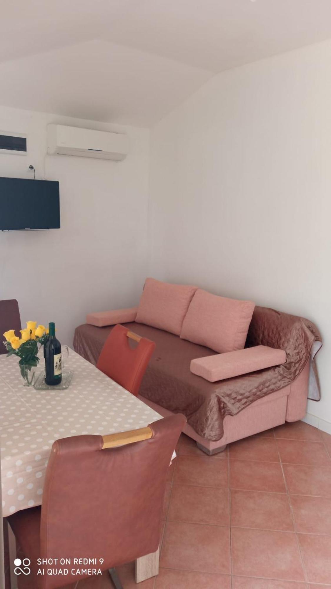 Apartmani Nikola Biograd Na Moru Eksteriør billede