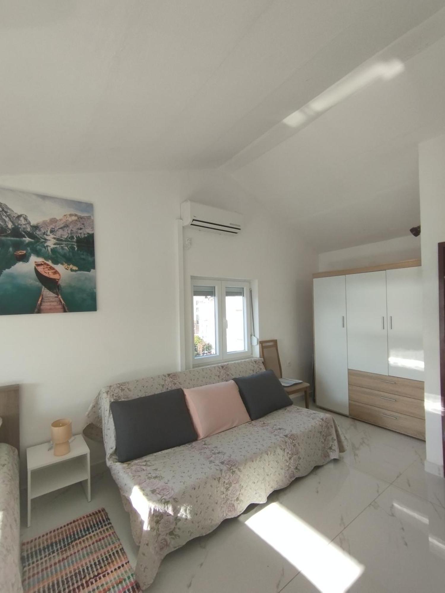 Apartmani Nikola Biograd Na Moru Eksteriør billede