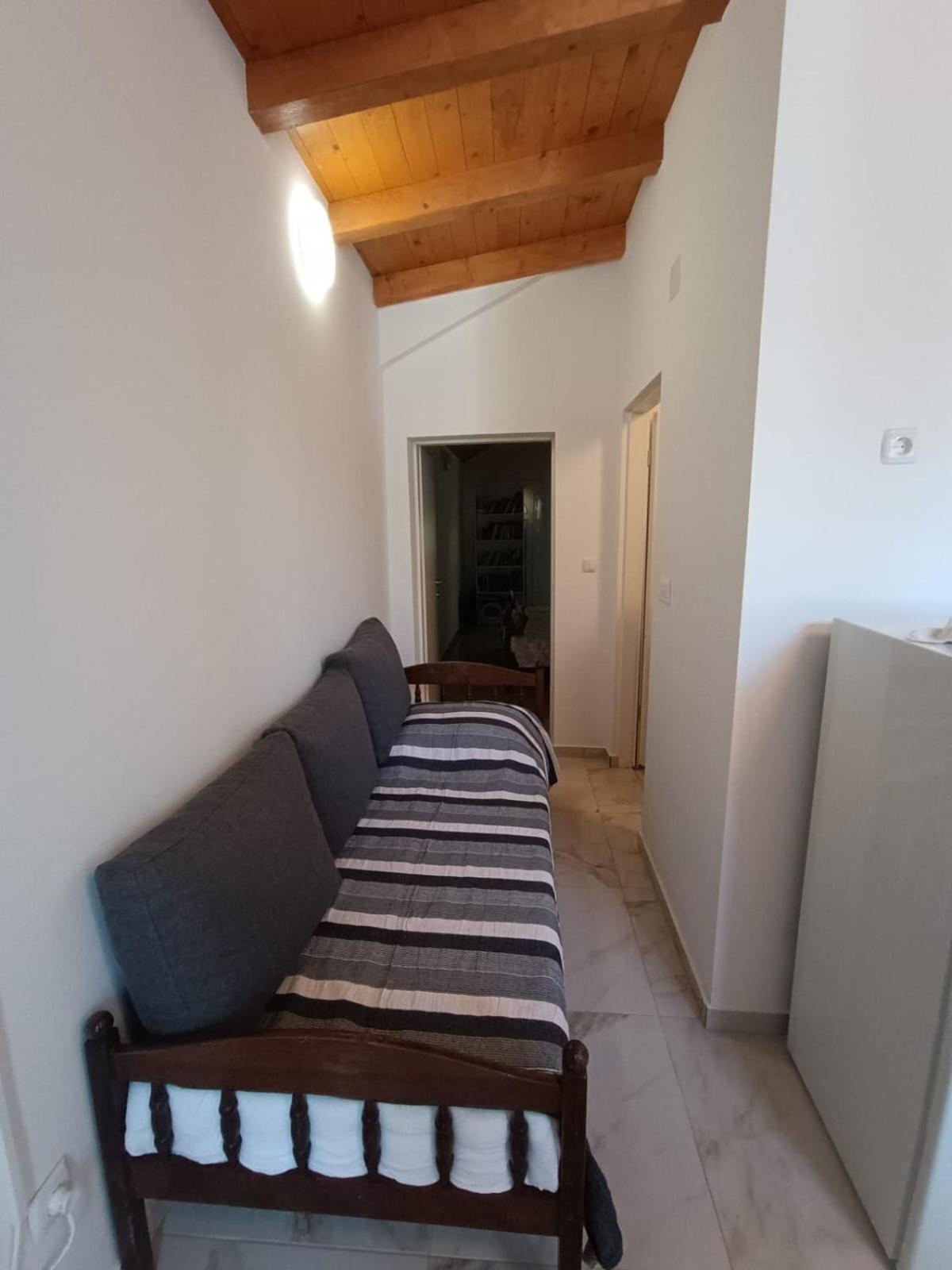 Apartmani Nikola Biograd Na Moru Eksteriør billede
